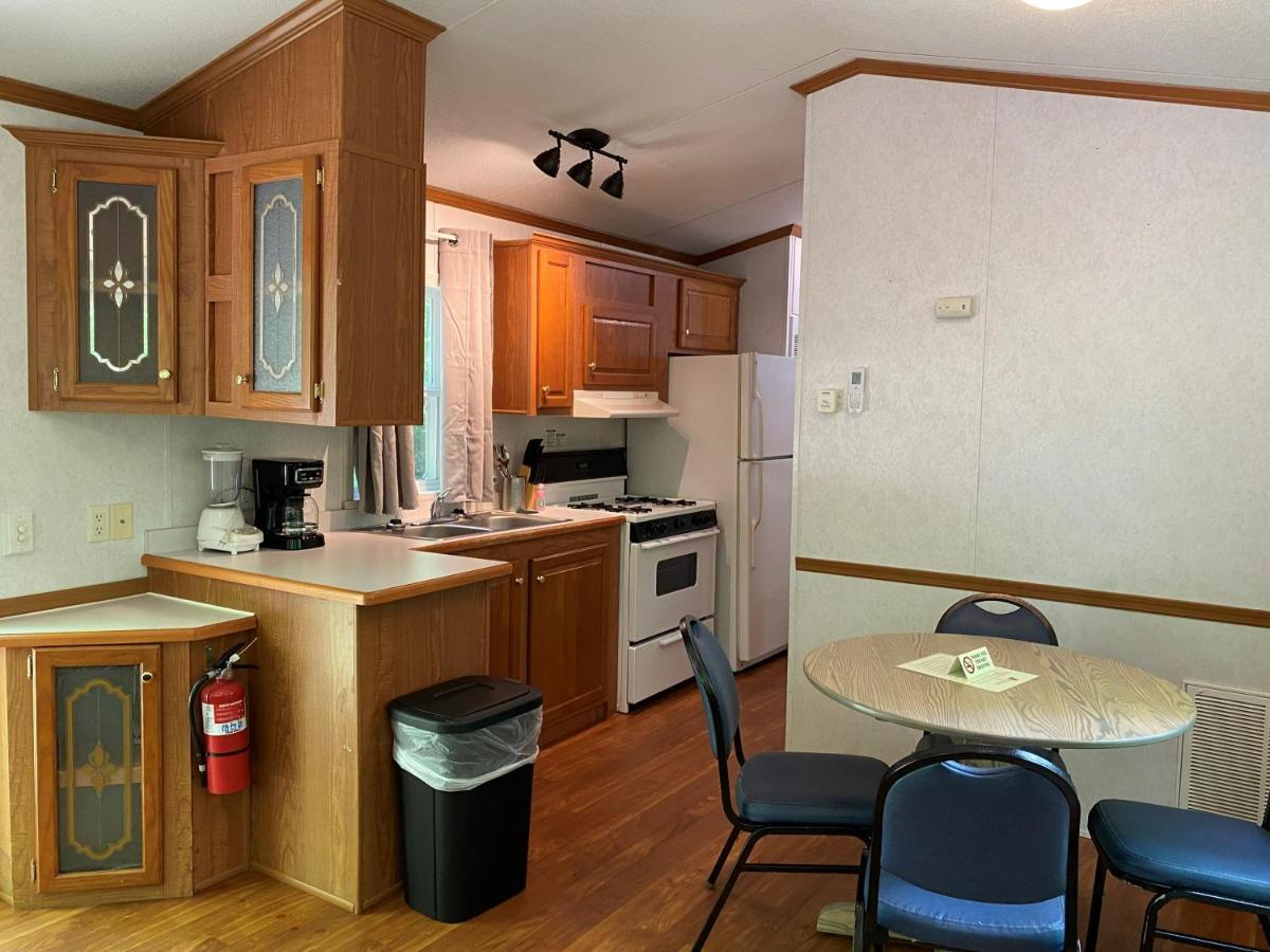 The Vintage Rv'S At Wilderness Presidential Camp Resort By Tripforth Spotsylvania Dış mekan fotoğraf